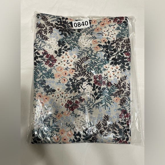 LOFT Pencil Skirt floral pattern‎ - Picture 11 of 12